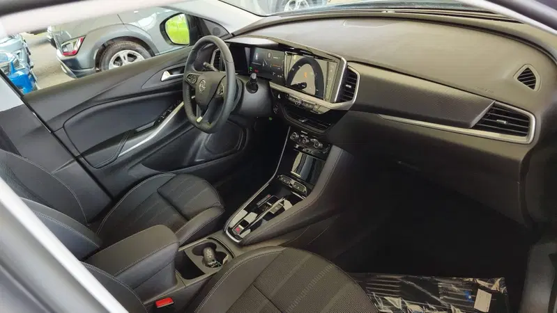Opel Grandland nuova a Firenze (11)