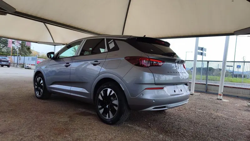Opel Grandland nuova a Firenze (6)