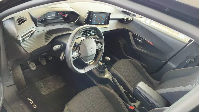 Peugeot 2008 usata a Firenze (4)