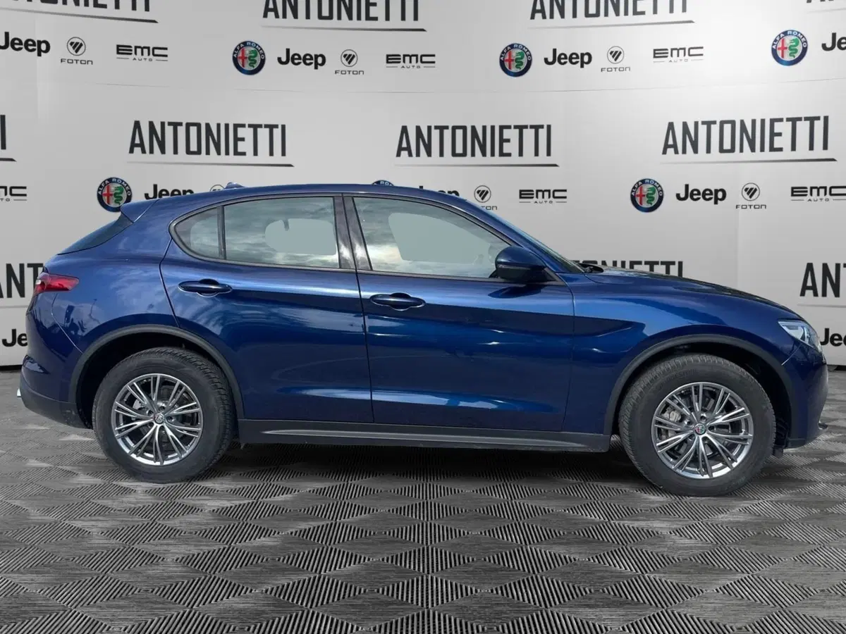 Alfa Romeo Stelvio usata a Ancona (4)
