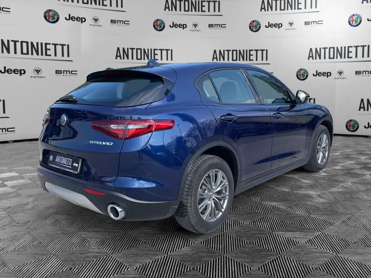 Alfa Romeo Stelvio usata a Ancona (5)