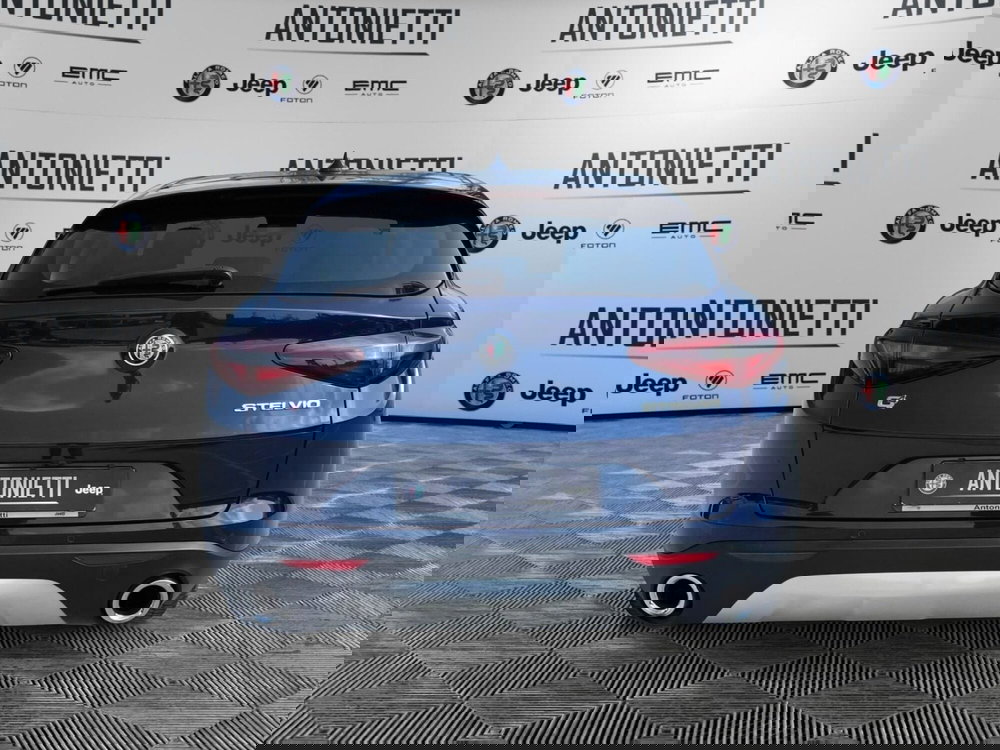 Alfa Romeo Stelvio usata a Ancona (6)