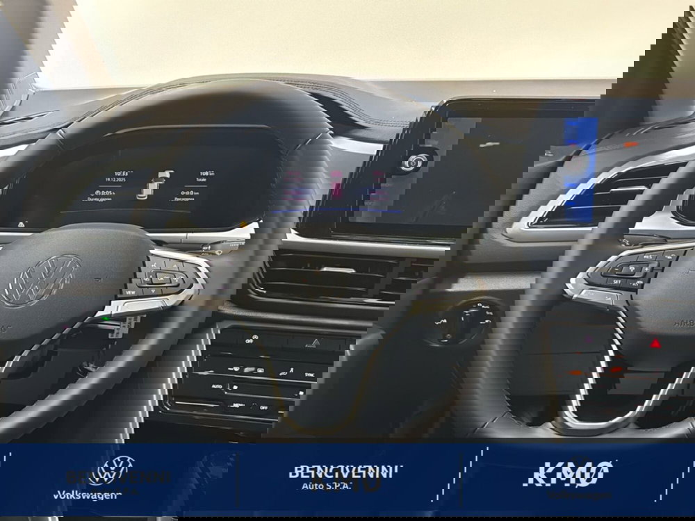 Volkswagen T-Roc nuova a Catanzaro (15)