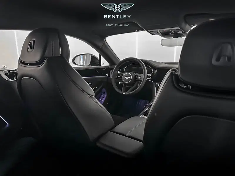 Bentley Continental GT nuova a Milano (12)