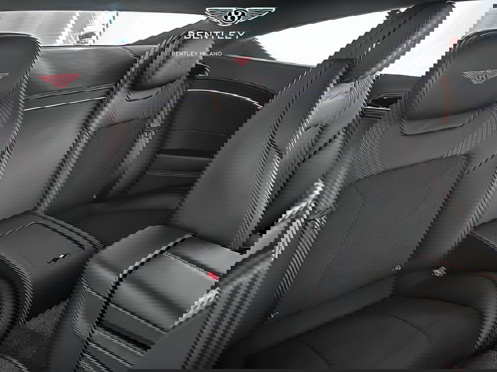Bentley Continental GT nuova a Milano (13)