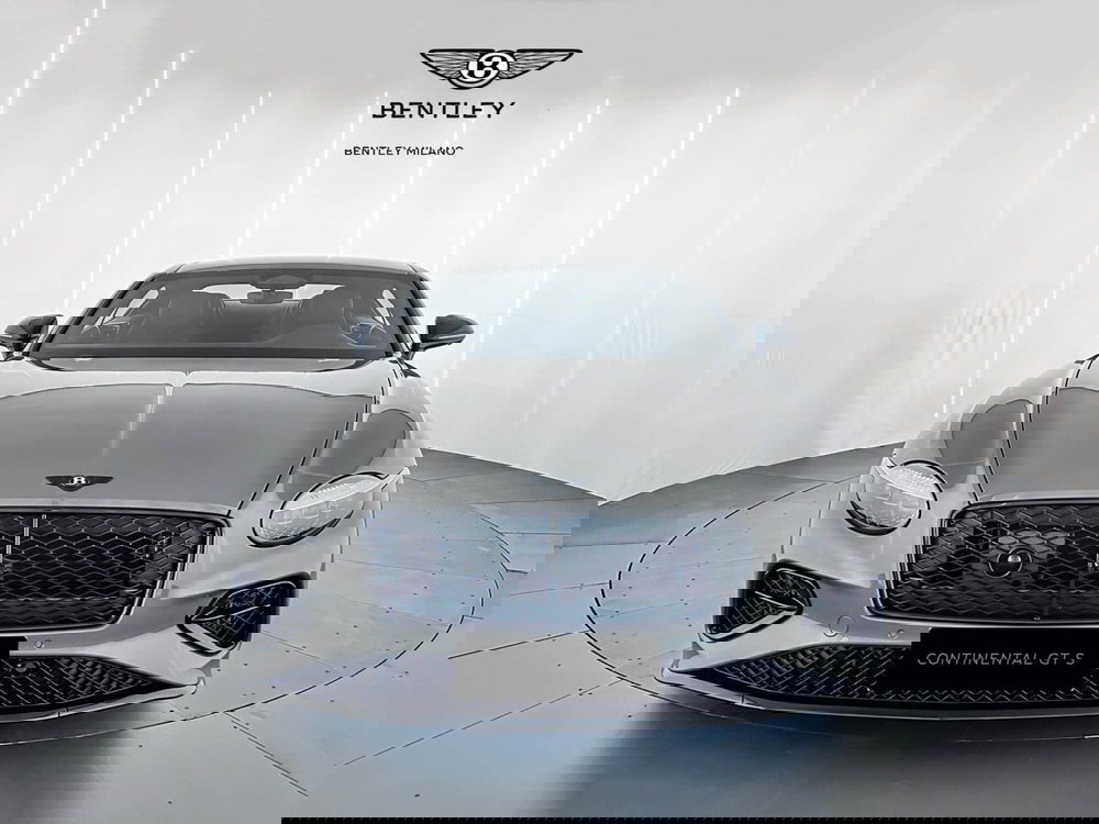 Bentley Continental GT nuova a Milano (2)
