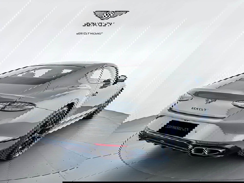 Bentley Continental GT nuova a Milano (7)