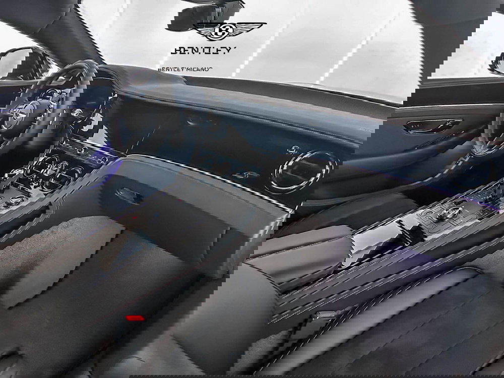 Bentley Continental GT nuova a Milano (14)