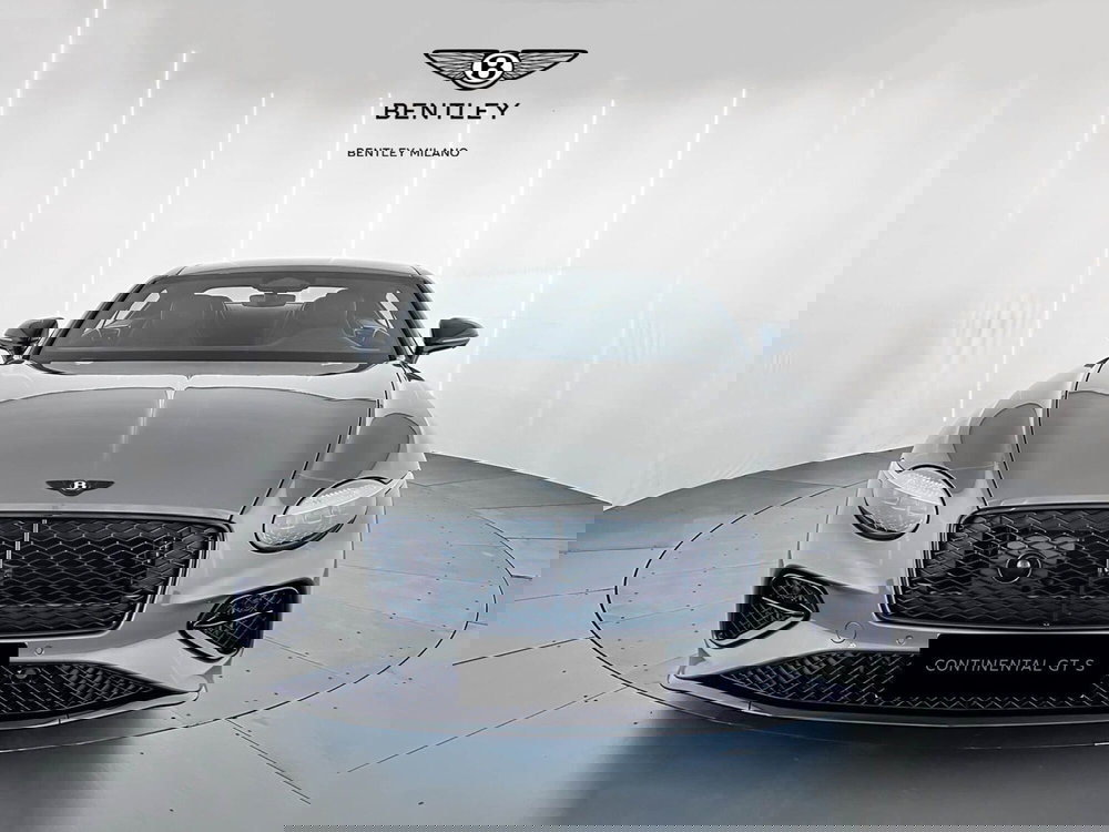 Bentley Continental GT nuova a Milano (2)