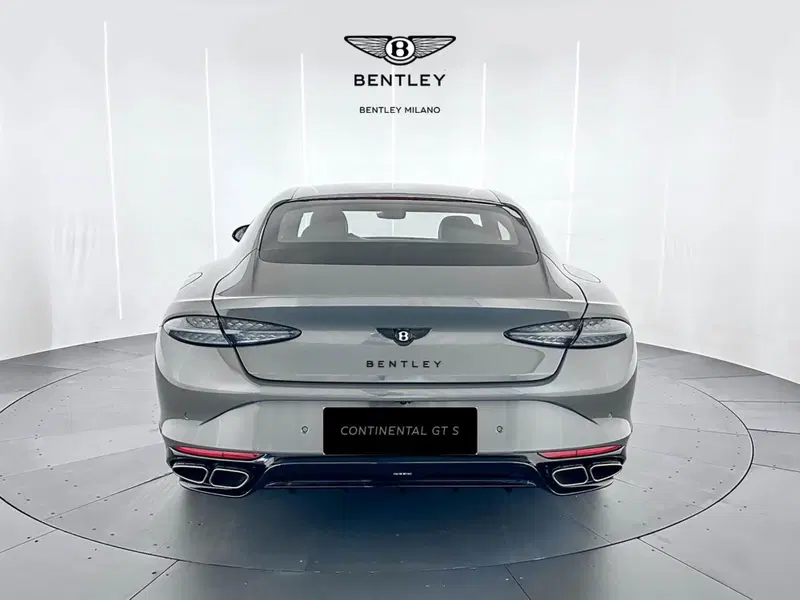 Bentley Continental GT nuova a Milano (6)