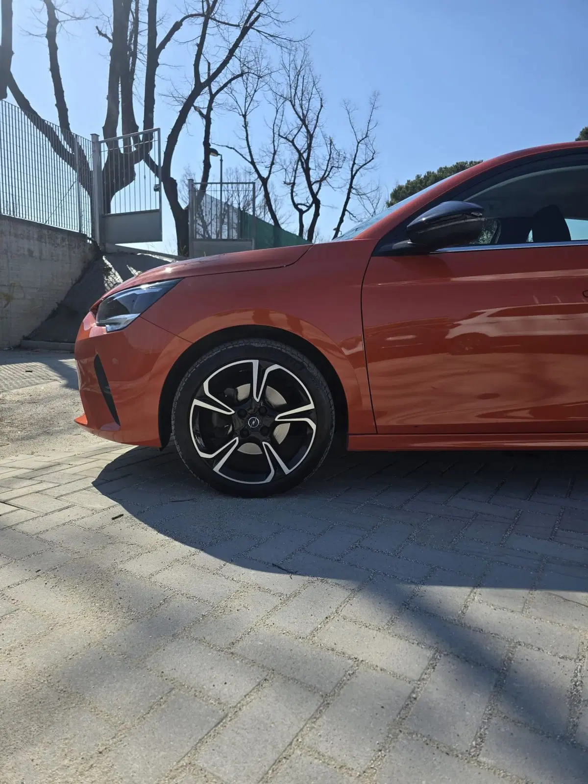 Opel Corsa usata a Massa-Carrara (12)