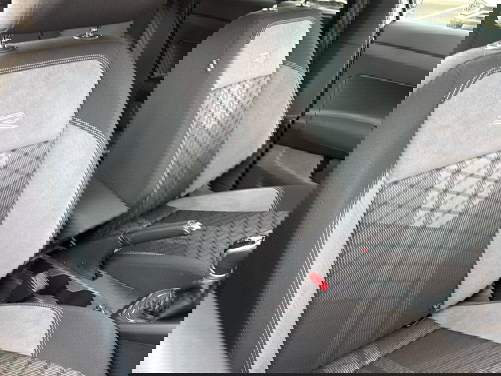 Volkswagen Taigo usata a Terni (11)