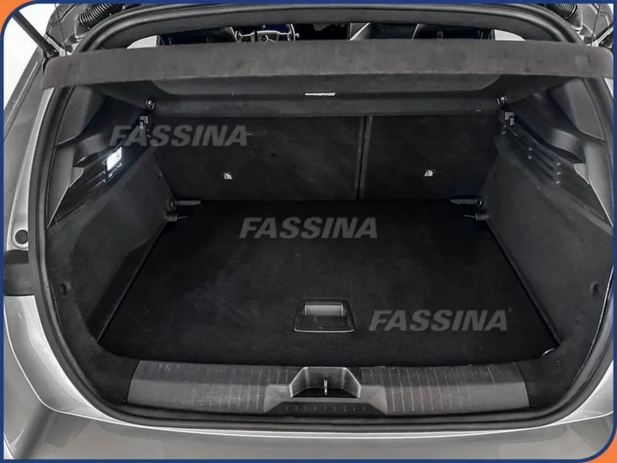 Opel Astra usata a Milano (11)
