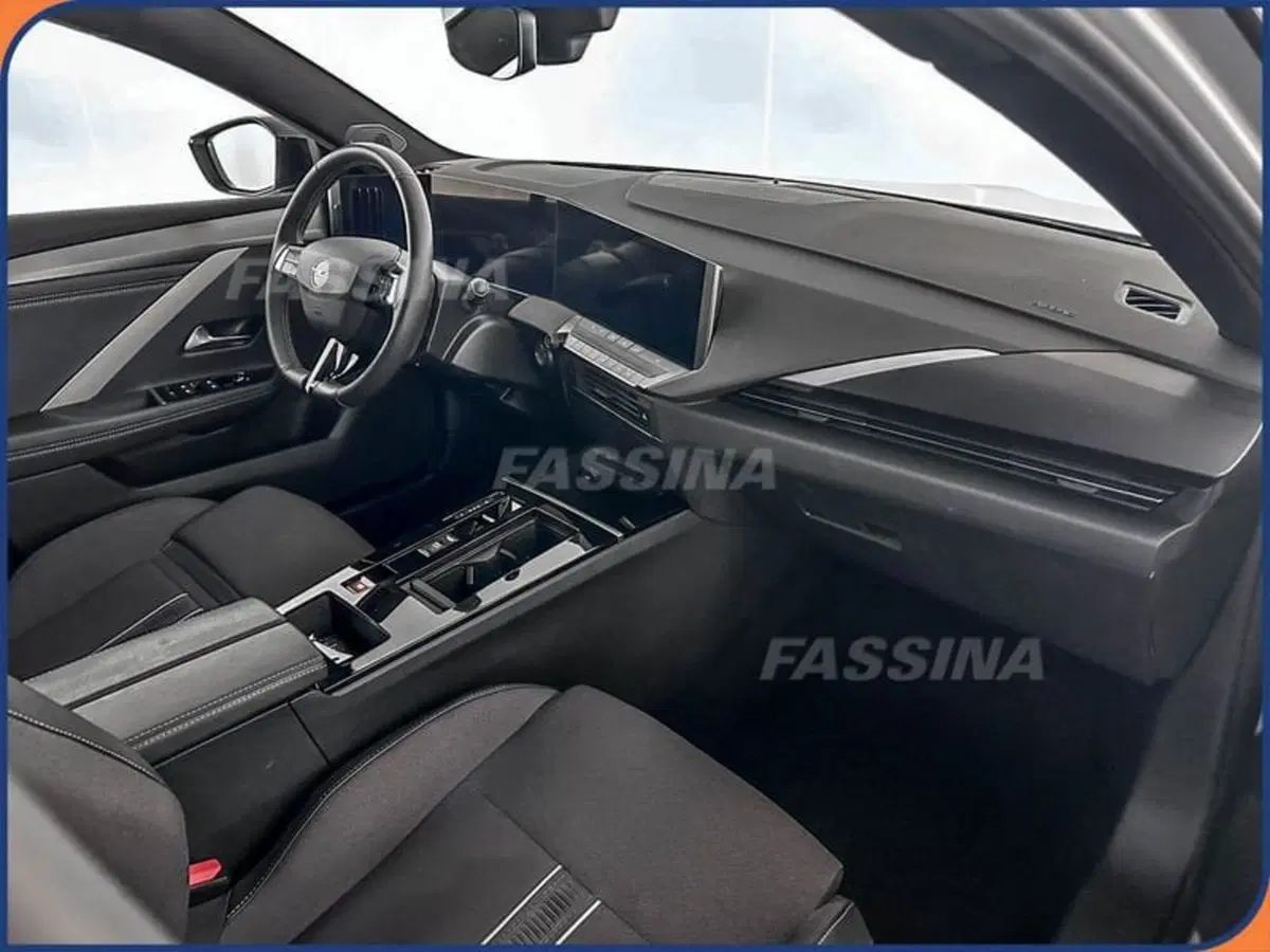 Opel Astra usata a Milano (12)