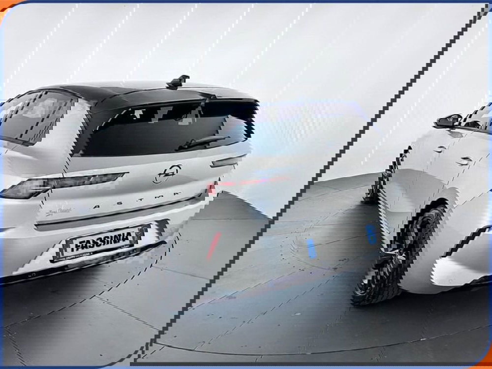 Opel Astra usata a Milano (4)