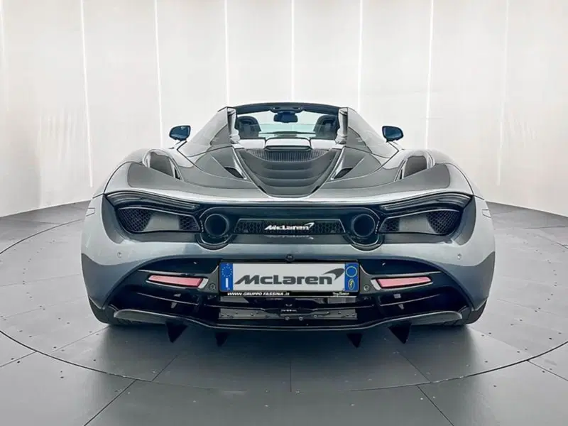 McLaren 720S Cabrio usata a Milano (7)