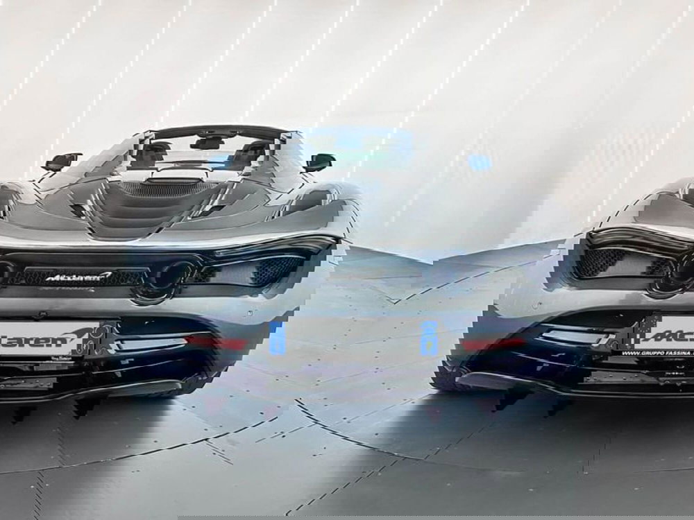 McLaren 720S Cabrio usata a Milano (7)