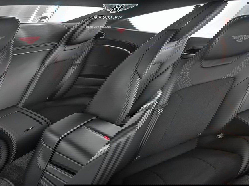 Bentley Continental GT nuova a Milano (13)