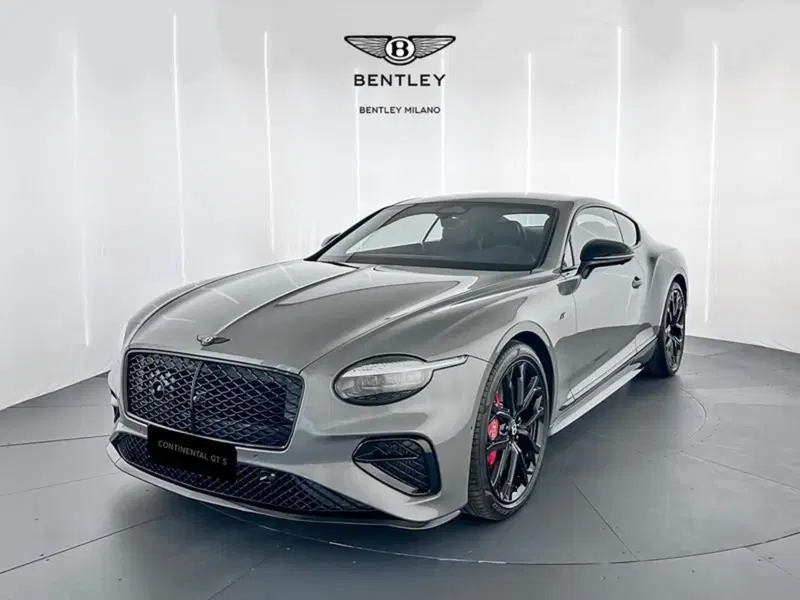 Bentley Continental GT nuova a Milano (3)