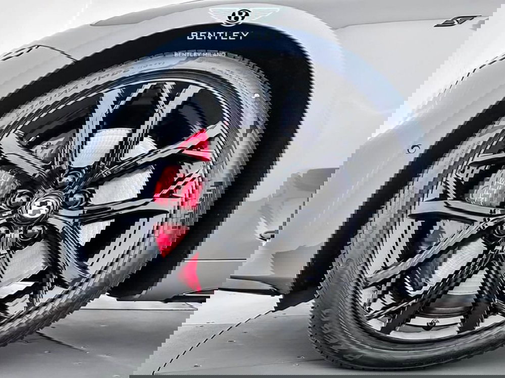 Bentley Continental GT nuova a Milano (8)