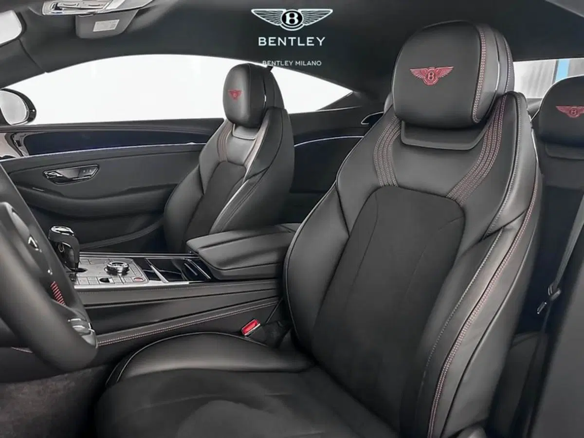 Bentley Continental GT nuova a Milano (9)