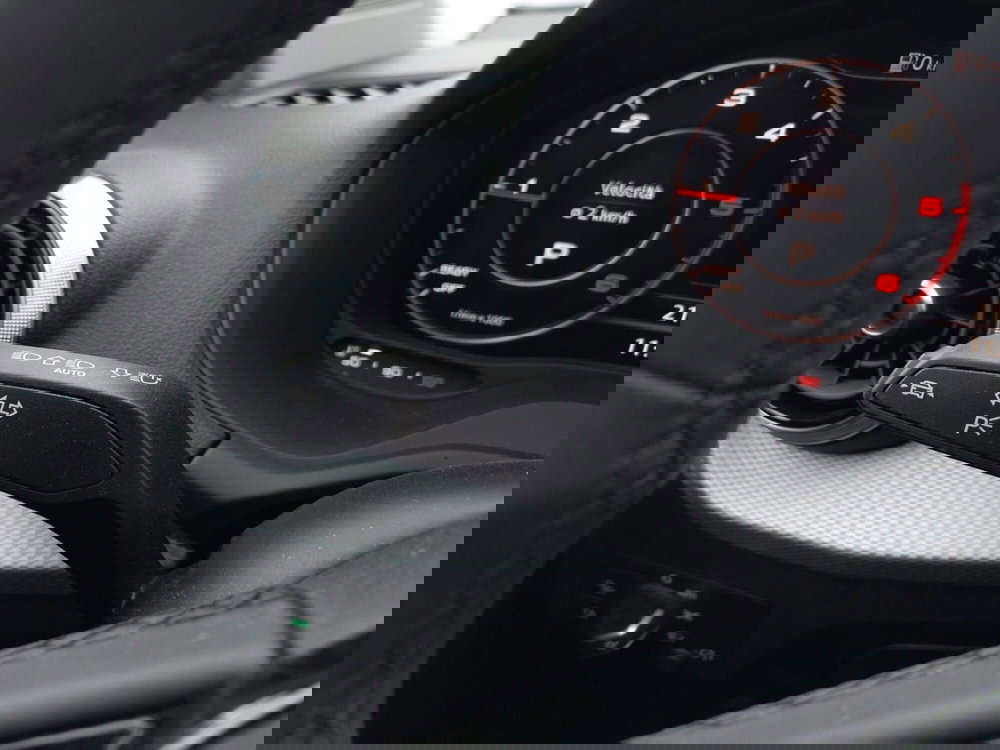 Audi Q2 usata a Bari (16)