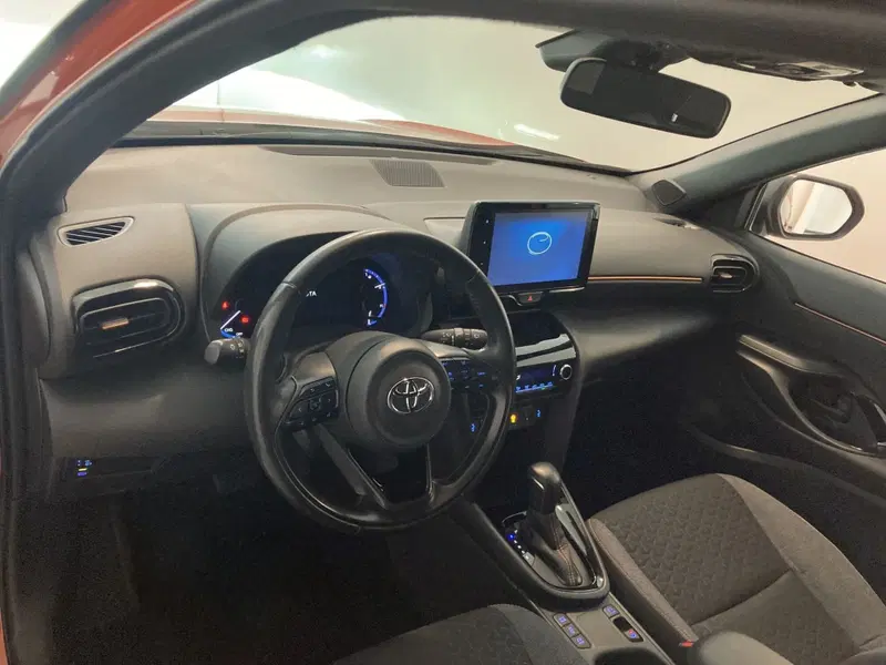 Toyota Yaris Cross usata a Barletta-Andria-Trani (10)