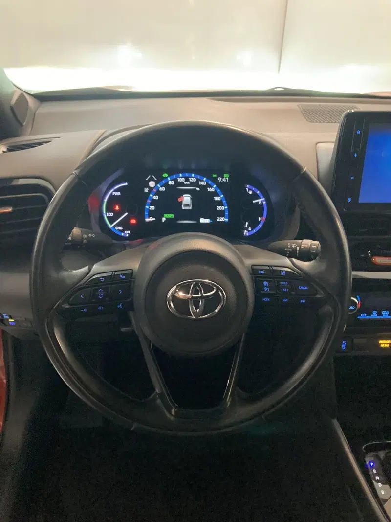 Toyota Yaris Cross usata a Barletta-Andria-Trani (11)