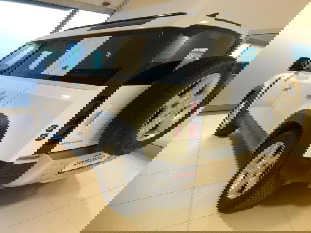 Land Rover Defender usata a Venezia (2)