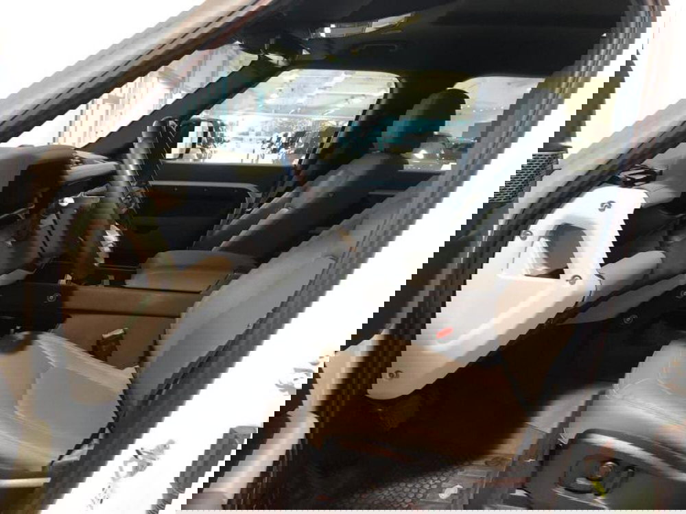 Land Rover Defender usata a Venezia (3)