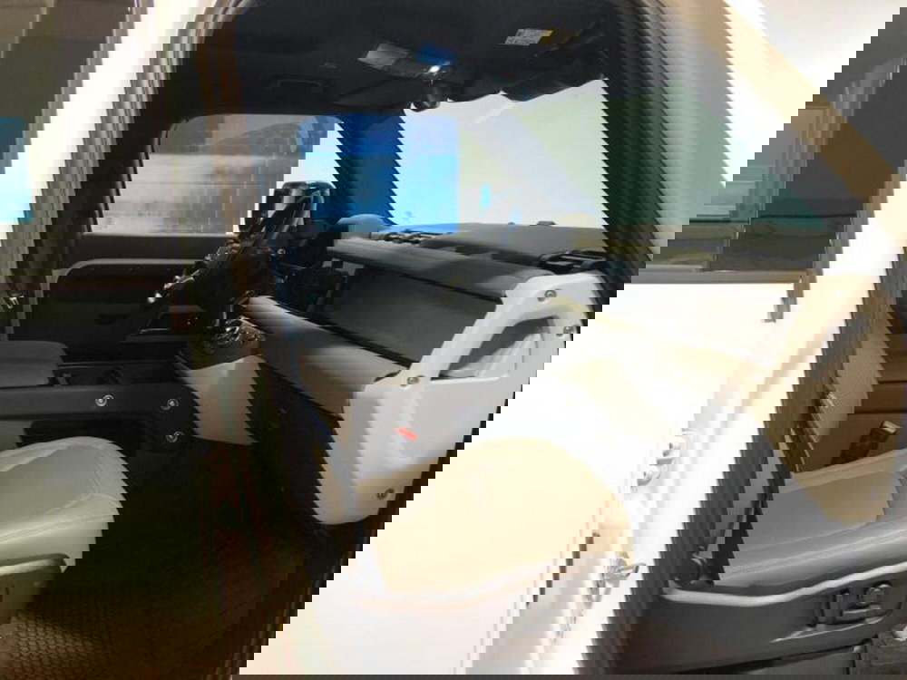 Land Rover Defender usata a Venezia (7)