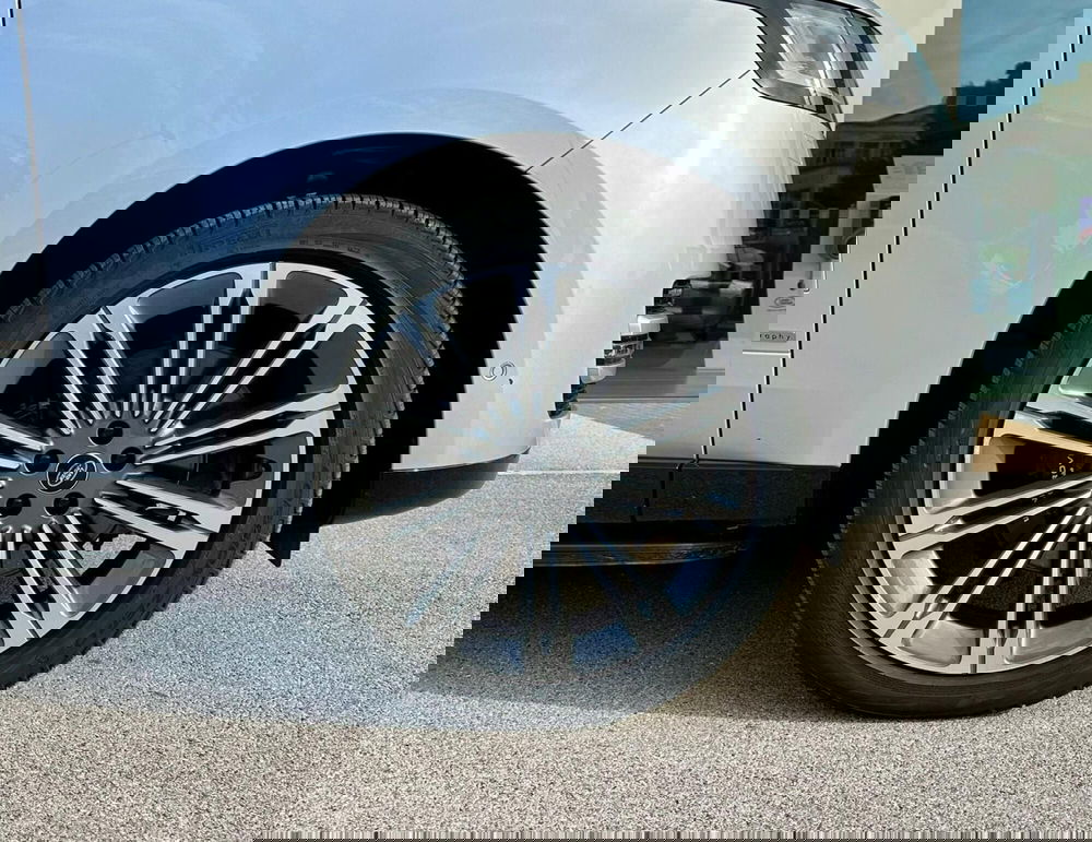 Land Rover Range Rover usata a Bari (8)