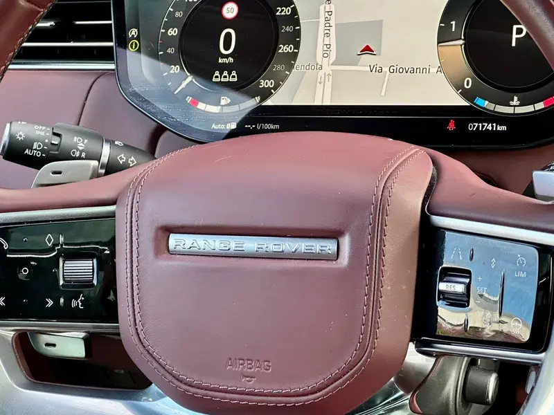 Land Rover Range Rover usata a Bari (9)