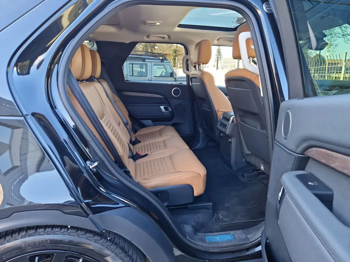 Land Rover Discovery Sport usata a Modena (9)