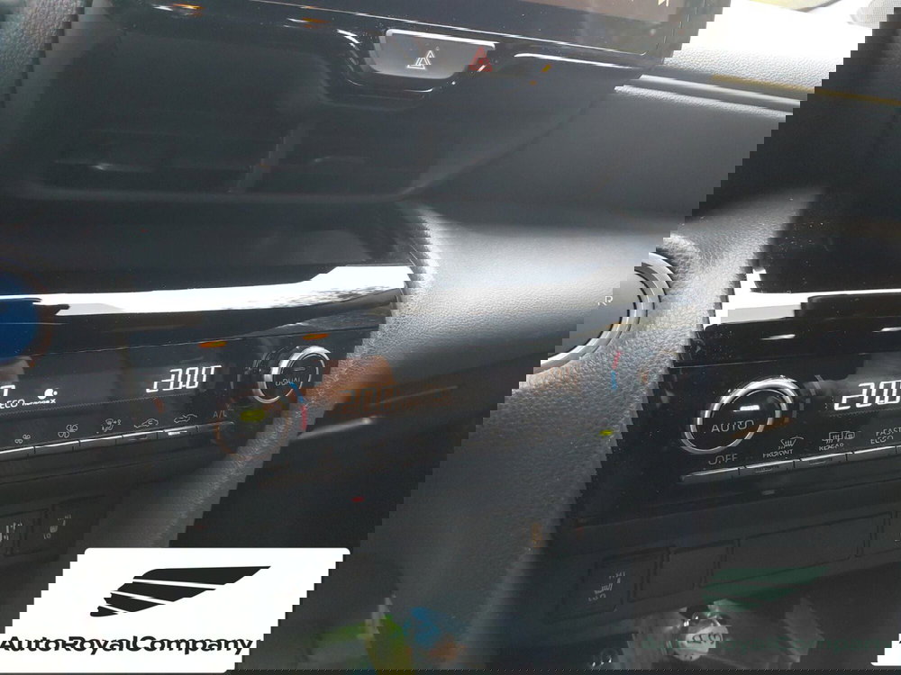 Toyota Yaris Cross usata a Roma (12)