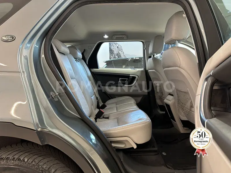 Land Rover Discovery Sport usata a Forlì-Cesena (11)