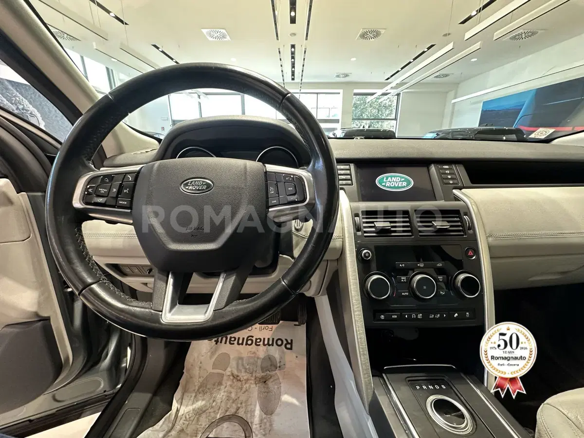 Land Rover Discovery Sport usata a Forlì-Cesena (16)
