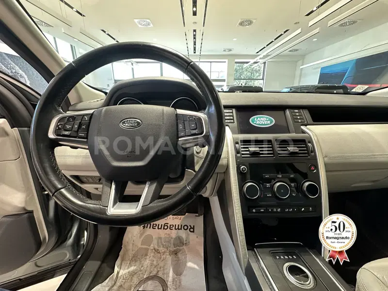 Land Rover Discovery Sport usata a Forlì-Cesena (16)