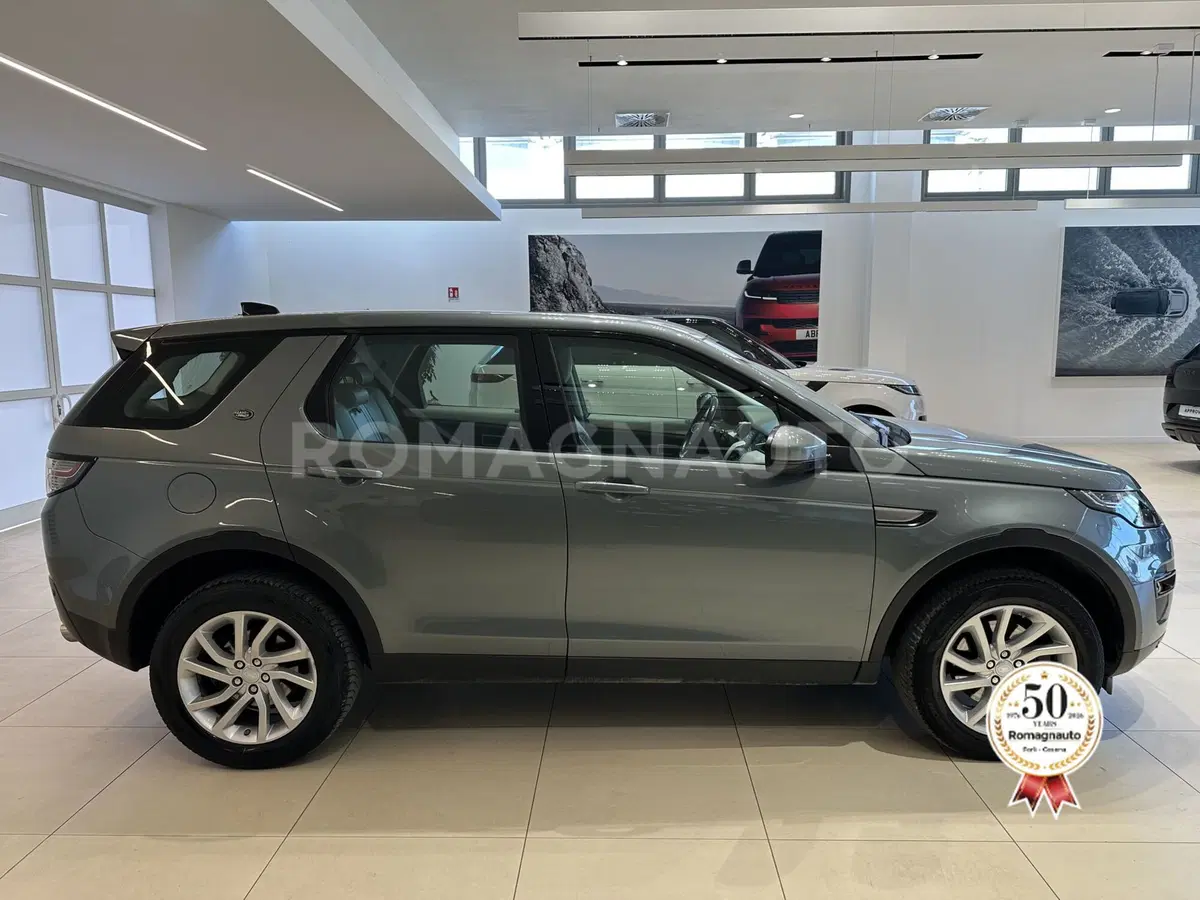 Land Rover Discovery Sport usata a Forlì-Cesena (4)