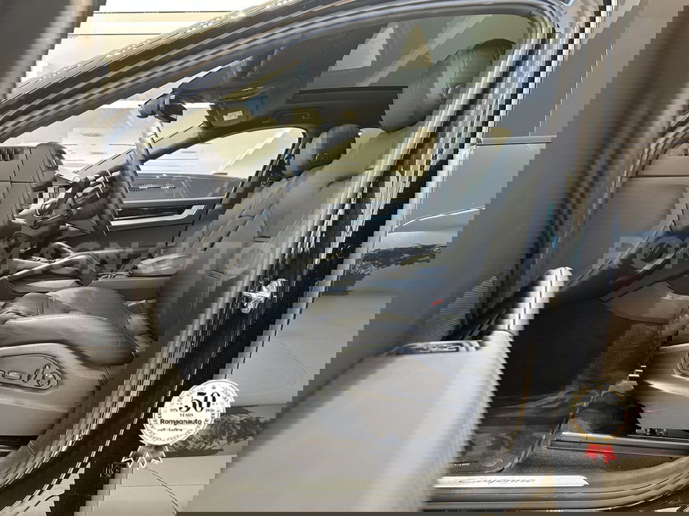 Porsche Cayenne Coupé usata a Forlì-Cesena (13)