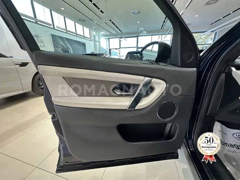 Land Rover Discovery Sport usata a Forlì-Cesena (15)