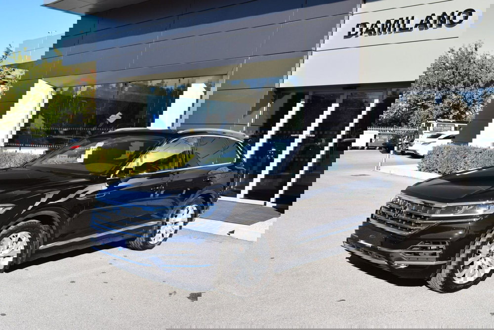 Volkswagen Touareg usata a Cuneo