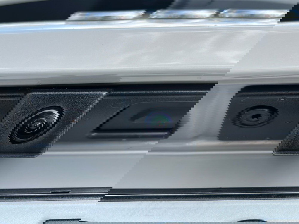 Jeep Avenger nuova a Latina (11)