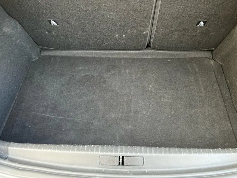 Peugeot 208 usata a Roma (10)