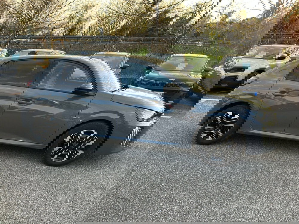 Peugeot 208 usata a Roma (6)