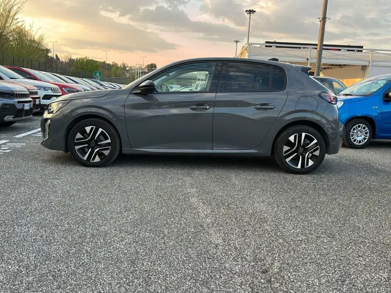 Peugeot 208 usata a Roma (7)