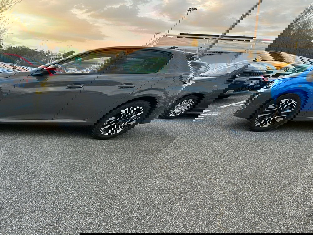 Peugeot 208 usata a Roma (7)