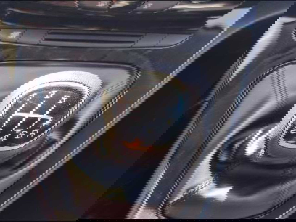 Lancia Ypsilon usata a Roma (17)