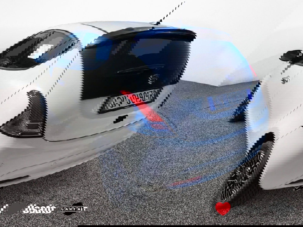 Lancia Ypsilon usata a Roma (2)