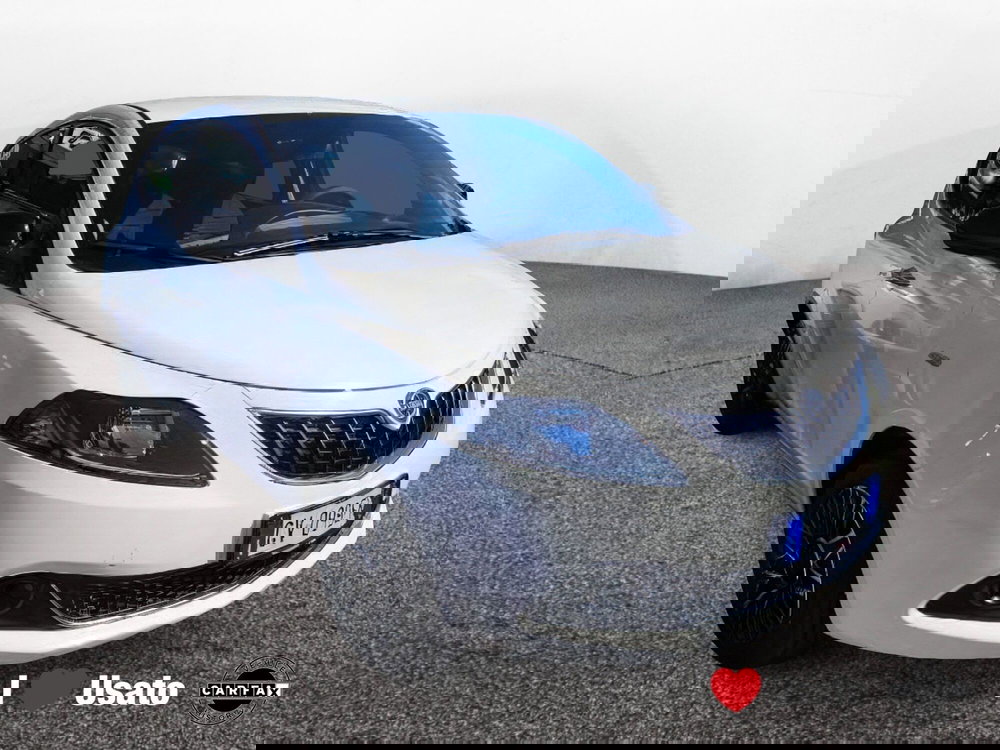 Lancia Ypsilon usata a Roma (4)